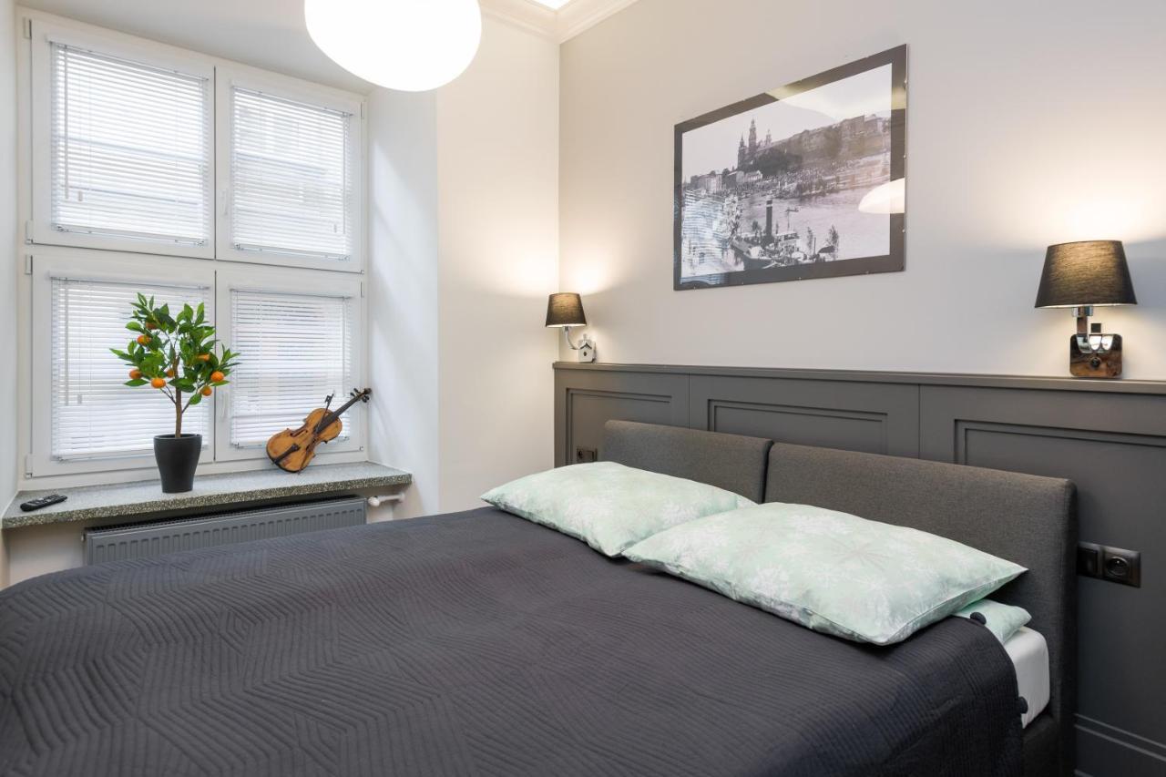 Luxury Apartment At The Main Square كراكوفيا المظهر الخارجي الصورة