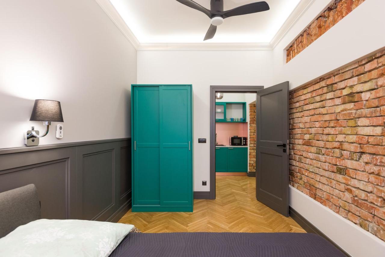 Luxury Apartment At The Main Square كراكوفيا المظهر الخارجي الصورة