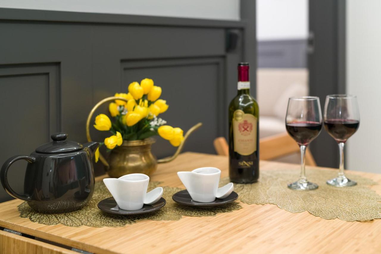 Luxury Apartment At The Main Square كراكوفيا المظهر الخارجي الصورة